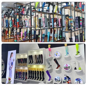 Tùy Chỉnh Nén Vớ Điều Dưỡng Phụ Nữ 20-30mmHg Màu Hồng Cotton Y Tế Nén Vớ Jacquard Y Tá Nén Vớ - Product Image 4