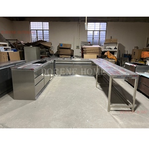 Armoires de cuisine d'extérieur Dorene Next-Gen 2025 avec construction en aluminium, portes modernes, évier et îlot de barbecue intégré - Product Image 5