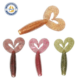 Leurre souple bouclé à double queue 105mm 10g pour la pêche au bar, ver artificiel en forme de cœur avec crochet et fente, appâts de fond - Product Image 3