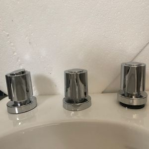 Le donne lavano gli ugelli intelligenti della toilette bidet femminile <span class=keywords><strong>3</strong></span> fori miscelatore deviatore montato sanitario set vaso filomura WCS in bianco lucido - Product Image 3
