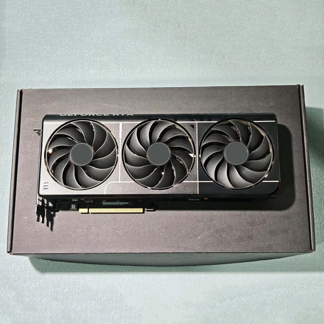 RTX 5070 Ti 16GB GDDR7 256bit Video Card with Powerful Cooling System for Gaming and AI Computing