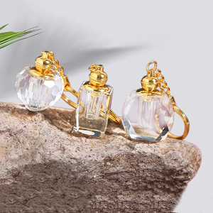 Porte-clés parfumé de haute qualité, longue durée, doré et noir, mini-parfum, porte-clés parfumé - Product Image 4