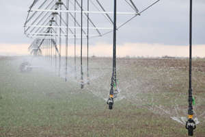Irrigateur à pulvérisation axiale à large couverture, machine d'<span class=keywords><strong>arrosage</strong></span> agricole à énergie solaire pour économiser l'eau, idéale pour les terres arides et les cultures céréalières - Product Image 2