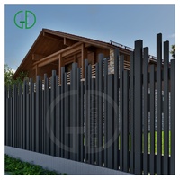 GD Clôture de jardin en aluminium sans creusage Tube carré vertical moderne pour l'école, l'hôtel et le jardin Décoration 3D Numéro de modèle 3D