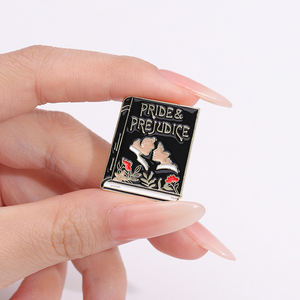 Pin de Esmalte Sming Pins, Orgullo y Prejuicio, Broche de Historia de Amor, Insignia Literaria para Solapa, Regalo al por Mayor - Product Image 5