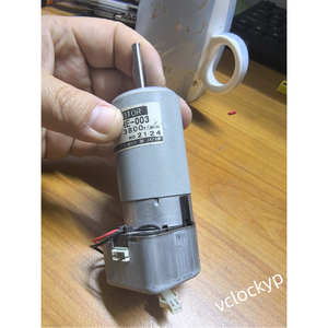 Moteur servo Graphtec DMN37HE-003 pour traceur de découpe FC8000/8600 X Y, occasion - Product Image 4