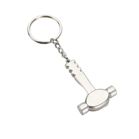 Porte-clés marteau miniature en alliage de zinc, outil de simulation, gravure laser personnalisée, cadeau promotionnel, vente en gros