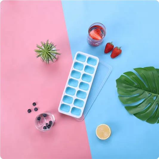 Haixin BPA Free Cool Ice Cube Tray Easy Release Silicone Ice Cube Holder con tapa