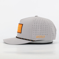 BSCI OEM Logo personnalisé 5 panneaux Chapeau de golf à la mode Casquette de baseball Gorras imperméable Patch tissé pour les sports de plein air Trou découpé au laser