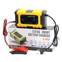 Chargeur de batterie de voiture FOXSUR 12V 6A, chargeur de moto, chargeur de batterie intelligent automatique complet avec réparation