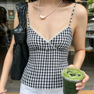 Top Cami Élégant et Polyvalent sans Manches à Col en V, Style Simple et Doux, avec Dentelle et Motif à Carreaux Superposés, Idéal pour l'Été - Product Image 1