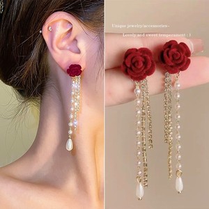 <span class=keywords><strong>Orecchini</strong></span> a <span class=keywords><strong>Fiore</strong></span> di Camelia Rossa con Ago d'Argento, <span class=keywords><strong>Orecchini</strong></span> Personalizzati con Perle e Diamanti a Nappina per Donne - Product Image 5