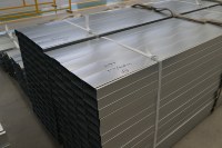 Système d'installation de station photovoltaïque industrielle OEM/ODM de qualité industrielle pour fossés de drainage secondaires solaires