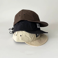 Casquette de camping décontractée de sport de haute qualité à 5 panneaux en nylon à bord souple avec sangle réglable en corde élastique pour la plage