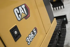 รถขุดแคตเตอร์พิลลาร์ 305.5 ใหม่เอี่ยม รถขุด Cat 305.5 5 ตัน 5.5 ตัน รถขุด CAT 303 305 306 พร้อมใบมีด - Product Image 4
