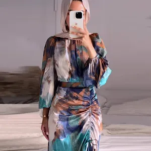 2024 Latest Wholesale Dubai Modest Muslim Fashion Elegant Long Maxi Oil Painting Printed Dress Abaya For Muslim Women Abaya