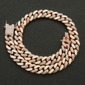 สร้อยคอคิวบาลิงค์เรืองแสงเรียบง่าย สไตล์ฮิปฮอป วัสดุอัลลอยด์ สำหรับผู้ชาย แฟชั่นเครื่องประดับขายส่ง ปี 2026 สินค้าขายดี - Product Image 1