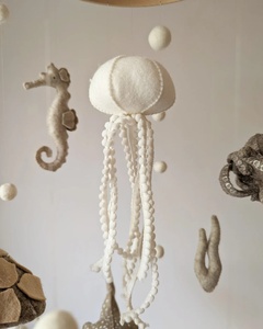 Meilleur vendeur mobile neutre en feutre d'océan pour bébé décor de <span class=keywords><strong>pépinière</strong></span> sur le thème de la mer avec méduse pieuvre <span class=keywords><strong>dauphin</strong></span> vie marine cadeau pour bébé lit bébé mobile - Product Image 3