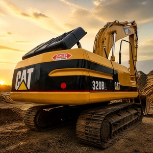 Excavatrice sur chenilles Caterpillar 320BL d'occasion, 20 tonnes, d'origine japonaise, bon état - Product Image 2