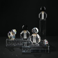 WANJING WJU111 6ml Tola Oud avec bâtonnet carré en cristal noir sablé et capuchon à vis en zamac pour parfum