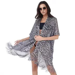 Mode nouvelle plage crème solaire châles luxe Animal léopard imprimé gaze châles étoles été femmes couvrir vêtements de plage robe châle