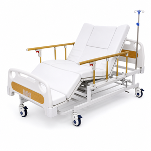 Lit médicalisé manuel à rotation latérale avec tête de lit en ABS, barrières latérales pliables, trou pour commode et poteau porte-perfusion - Product Image 2
