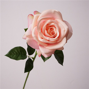 Rose Artificielle de Haute Qualité 65CM Réaliste Blanche Ocean Song Fleur Unique Décorative pour Noël, Mariage, Saint-Valentin - Product Image 4