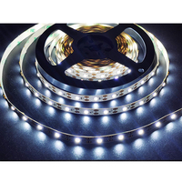 Venta al por mayor 2835 SMD 5V 60LEDs/M IP20 Tira de luces LED flexible para conexión de batería USB