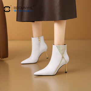 Nuevos botines blancos, botines de tendencia de gama alta, zapatos de <span class=keywords><strong>mujer</strong></span> de tacón alto con punta en pico de invierno con botas de lujo de cristal Stiletto - Product Image 1