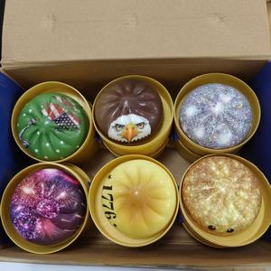 ของเล่นบีบลดความเครียดรูปซาลาเปาหน้ายิ้ม PU สควิชชี่ พร้อมกล่องสุ่มลายอาหารนึ่ง สำหรับเด็ก - Product Image 4