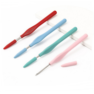 Venta al por mayor mango <span class=keywords><strong>de</strong></span> plástico aguja <span class=keywords><strong>de</strong></span> empuje rusa fieltro <span class=keywords><strong>de</strong></span> lana Poke bordado pluma punzón aguja - Product Image 6