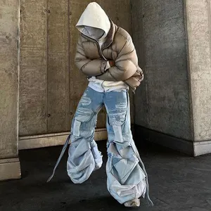 Jeans plissettati a gamba larga all'ingrosso con taglio da uomo con logo personalizzato rotto a buon mercato pantaloni in denim svasato