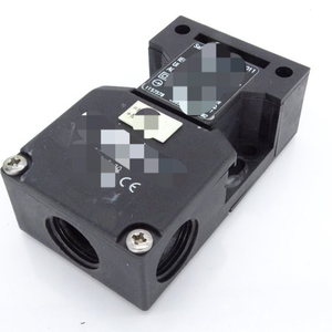 Commutateur de Az-16-zvk nouveau contrôleur Plc dédié Pac d'automatisation industrielle en stock prêt d'origine - Product Image 1