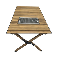 Table de camping pliable avec design enroulable portable pour l'extérieur, le camping, la plage, le barbecue, la terrasse et les pique-niques, durable et imperméable
