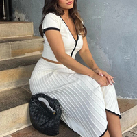 Ensemble 2 pièces élégant pour femme : haut court décontracté sexy à manches courtes, cardigan et jupe longue en maille ajustée – Collection été OEM&ODM