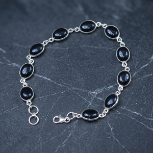 SOUMYA CREATIONS Pulsera de Eslabones Unisex de Plata de Ley 925 con Ónix Negro y Engaste de Bisel - Listo para Regalo - Tono Oro Rosa Chapado en Oro - Product Image 1