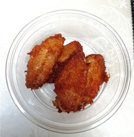 Gobelets à sauce en plastique avec couvercles à charnières Pots jetables pour traiteur Portions de condiments Soufflés pour vinaigrette