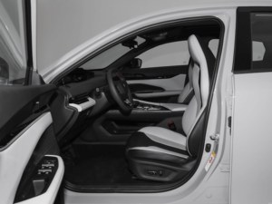 Nuevo Auto Changan UNI-V Zhidian IDD Modelo 2024, 5 Plazas, Híbrido, Motor de Aspiración Natural, R18, Volante a la Izquierda, Básico, Automático - Product Image 6