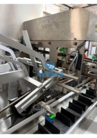 Machine d'emballage automatique pour boîtes de nourriture : fromage, chocolat, biscuits, barres chocolatées, céréales, café, thé, jus en poudre