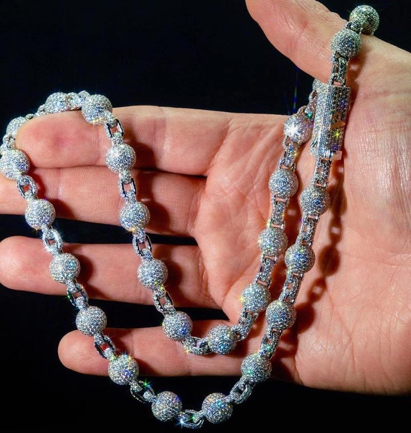 chaîne à billes-blanc