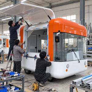 รถขายอาหารไฟฟ้าแบบกำหนดเองยุคใหม่ พร้อมหน้าต่างเสิร์ฟแบบพับได้ รถครัวเคลื่อนที่สำหรับขายอาหารริมทาง - Product Image 1