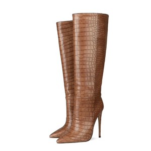 <span class=keywords><strong>Stivali</strong></span> <span class=keywords><strong>alti</strong></span> al ginocchio da <span class=keywords><strong>donna</strong></span> alla moda Sexy a punta con <span class=keywords><strong>tacco</strong></span> alto da <span class=keywords><strong>donna</strong></span> - Product Image 2