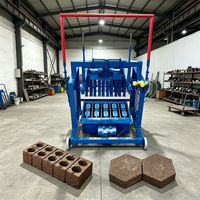 Machine à fabriquer des briques de sable et formateur de silice avec système de tamisage pour les installations de production de matériaux de construction dans le désert