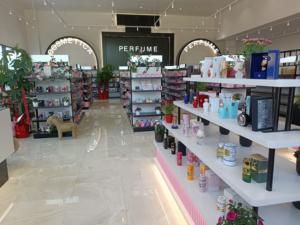 Badee Al Oud 35ML Parfum Boisé en Spray avec Parfum de Citron et Miel Fabriqué en Chine Modèle B100-125 Mini Parfum de Voyage - Product Image 5