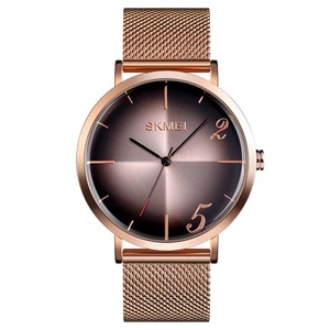 Montre à quartz pour homme tendance, boîtier couleur or rose avec bracelet en maille d'acier inoxydable, montre élégante et minimaliste pour un usage quotidien - Product Image 4