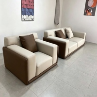Canapé moderne deux places en cuir PU, design contrastant élégant, pieds en métal robustes, idéal pour appartement, hôtel, salon - Vente flash