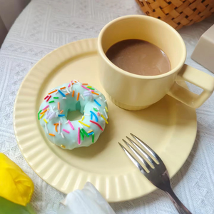 Bougie en forme de donut, design tendance, vente chaude, 100% cire de soja biologique, bougies parfumées artistiques en forme de gâteau - Product Image 3