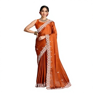 Je cherche un sari de la même couleur, magnifique, pour un mariage, en tissu de soie Rangoli noir doux de qualité supérieure avec un pallu en C. - Product Image 1