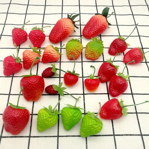 Fausses <span class=keywords><strong>fraises</strong></span> artificielles en plastique simulées - Product Image 1
