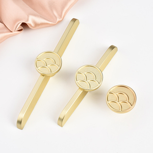 Zinc Alloy Cabinet Handles <strong>Knobs</strong> Creative Classic Light Luxury Cabinet <strong>Doors</strong> Drawers Furniture Hardware Pulls - Product Image 1